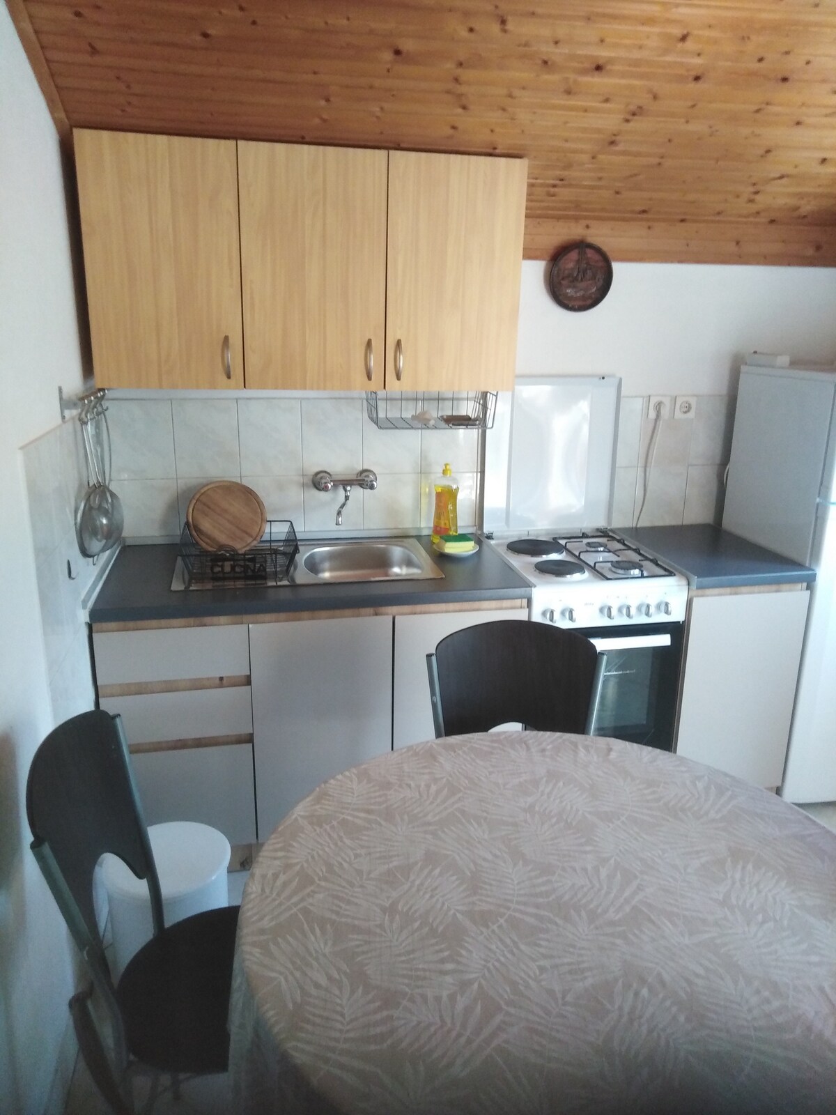 A-5098-b Two bedroom apartment with terrace Murter