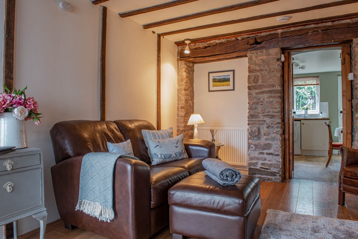 Central Brecon, Victorian cottage