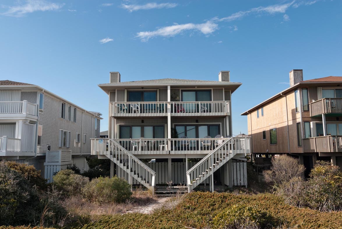 Cozy 3 BR Oceanfront home near Crystal Pier - W321