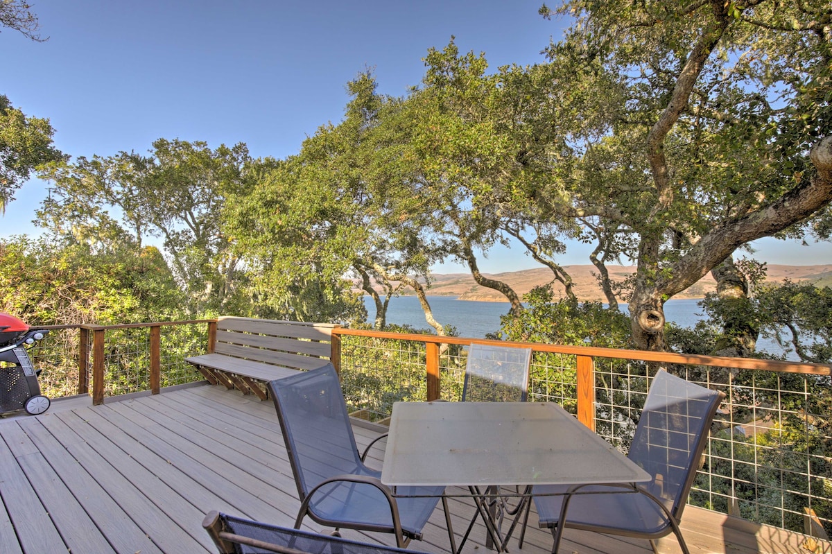 Hillside Home ，带甲板和托马莱斯湾（ Tomales Bay ）的美景！