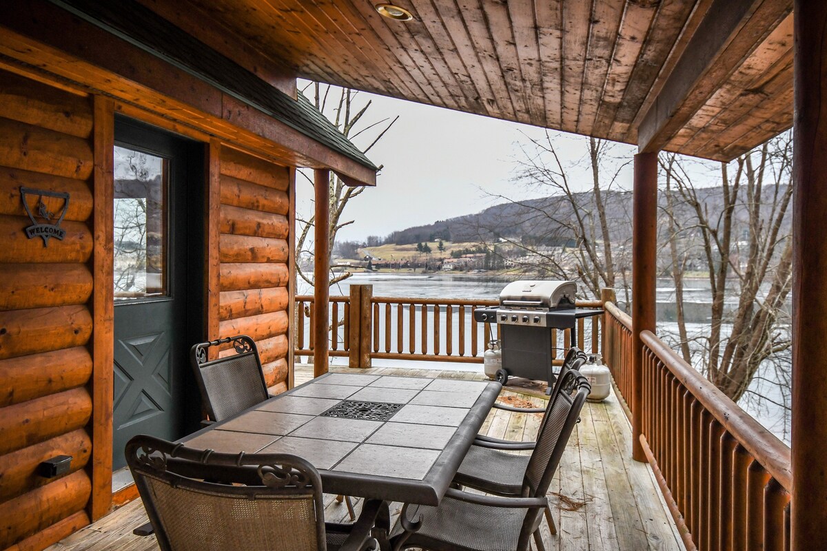 Lakeside Lodge | Lakefront Home +所有额外设施
