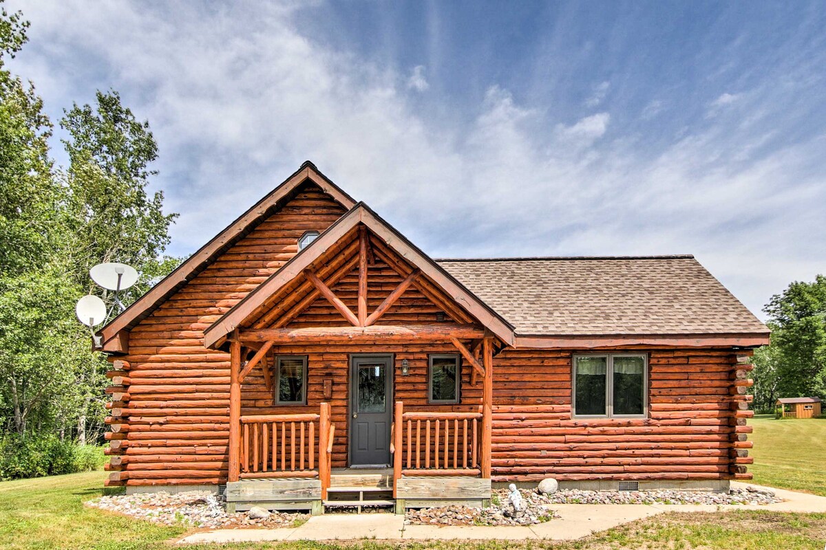 Rapid River Log Cabin w/Loft on 160 Scenic Acres!