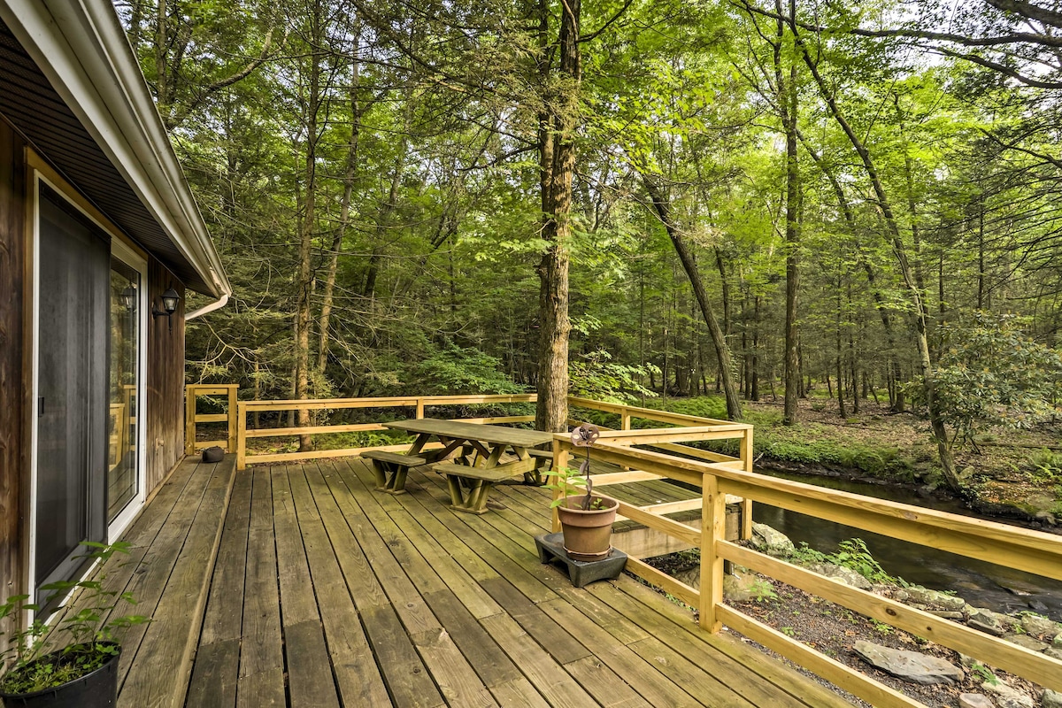 Secluded Stroudsburg Home w/ Deck, Grill & Stream!