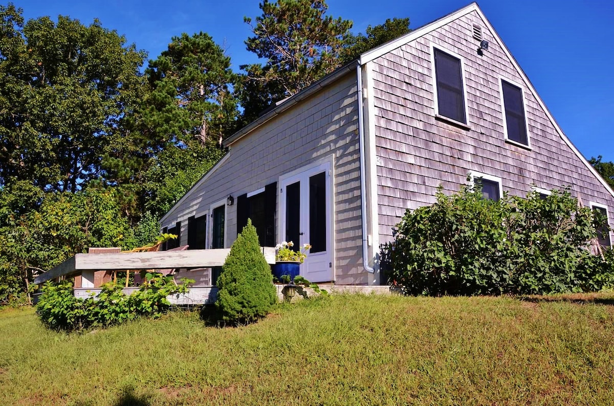 伊普斯维奇小屋（ Ipswich Cottage ） ，带美丽的景色，距离海滩仅5分钟