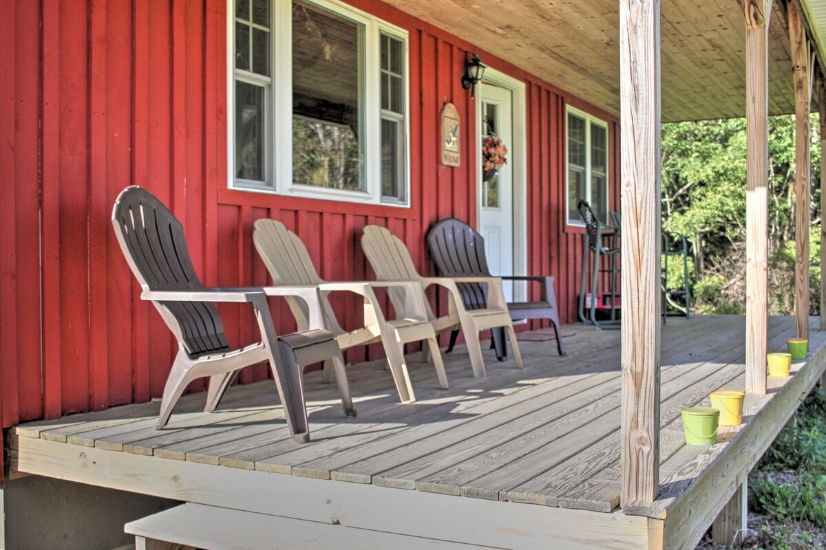 Rural Farmhouse Cabin on 150 Private Wooded Acres!