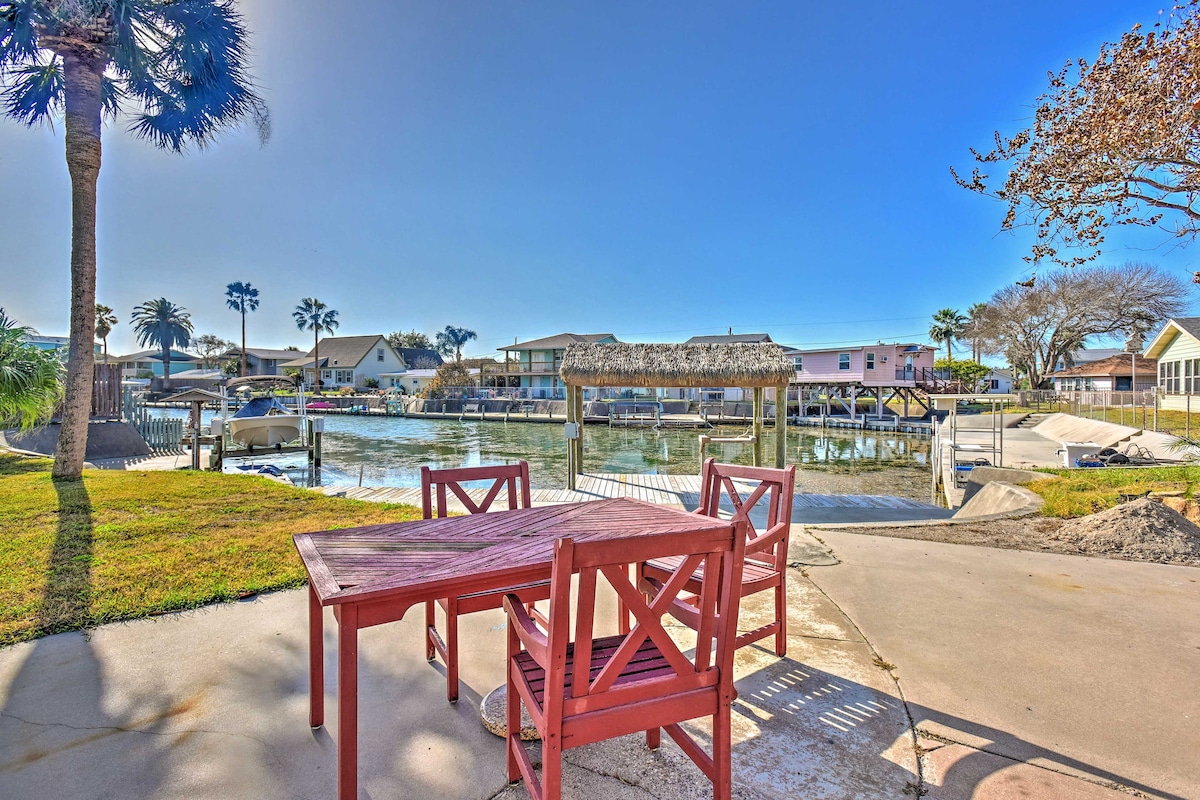 Spacious Waterfront Rockport Home w/ Private Dock!