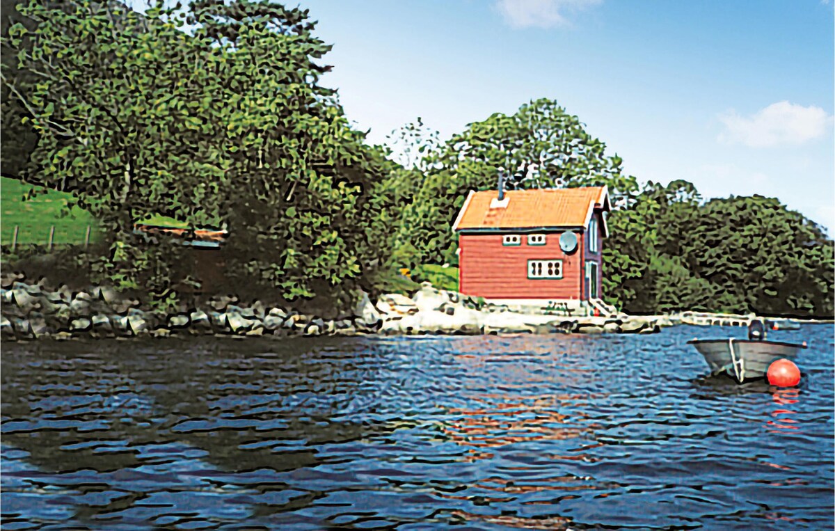 位于ølensvåg的漂亮房源，可欣赏房屋海景