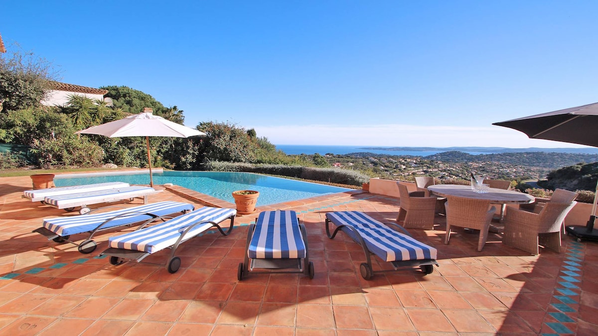 Villa 10 people – Private infinity pool – Sea view