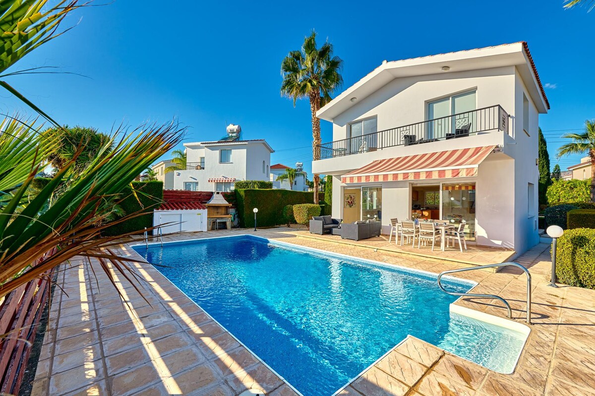 Villa Roker by Ezoria Villas in Coral Bay, Paphos