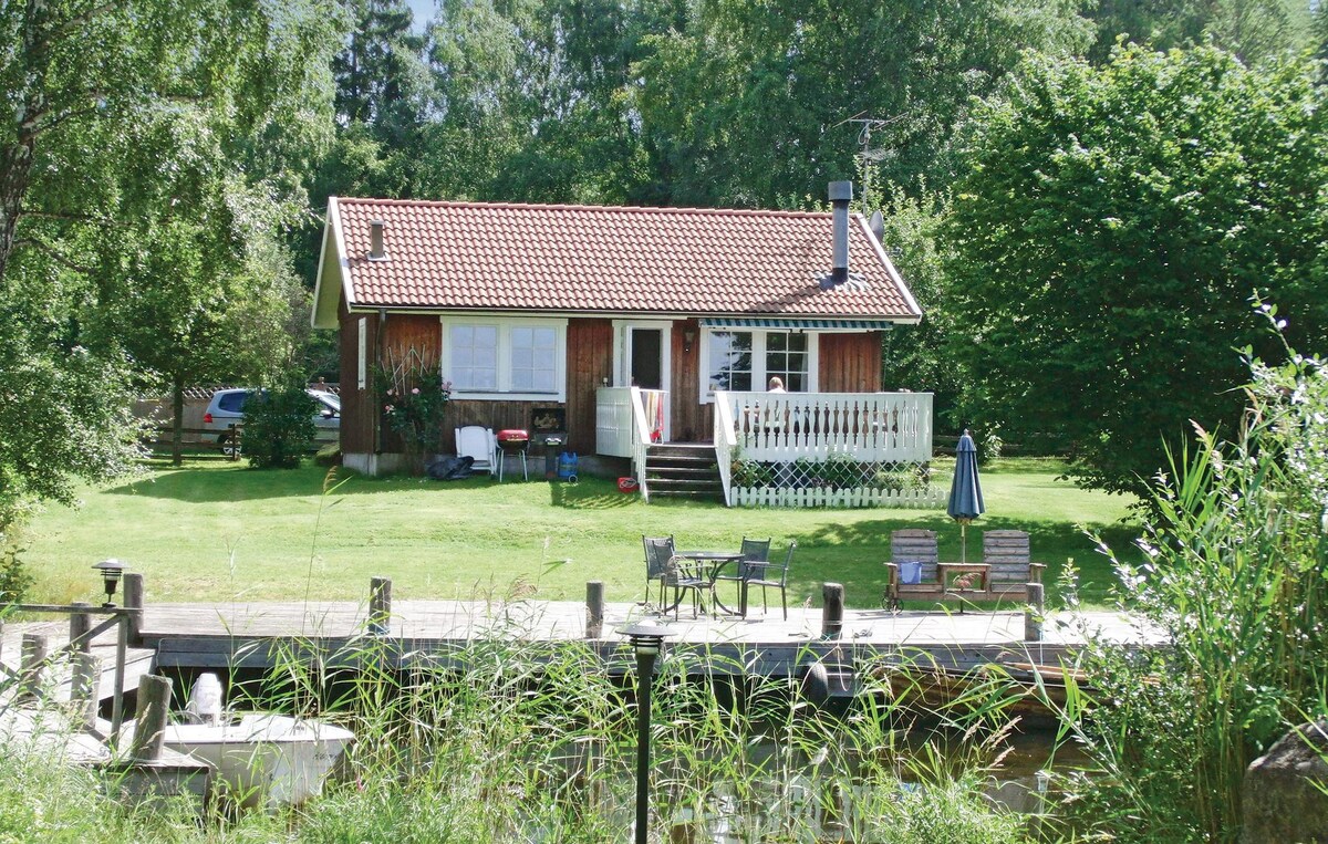 Stunning home in Sjötorp with 2 Bedrooms and WiFi