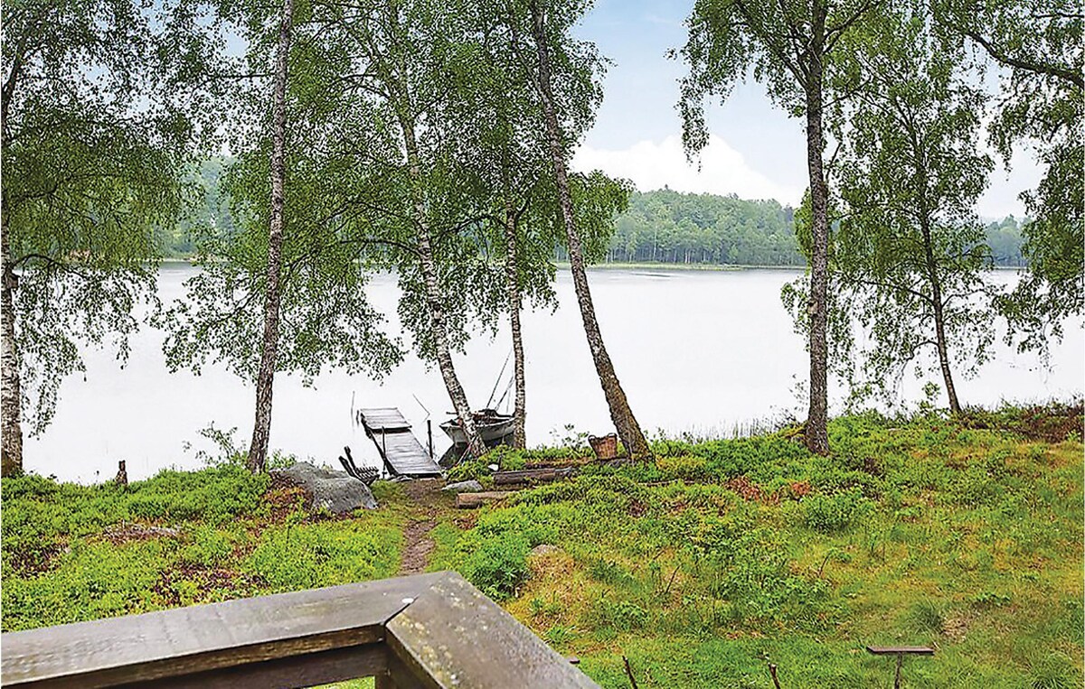 Lovely home in Fjärås with house sea view