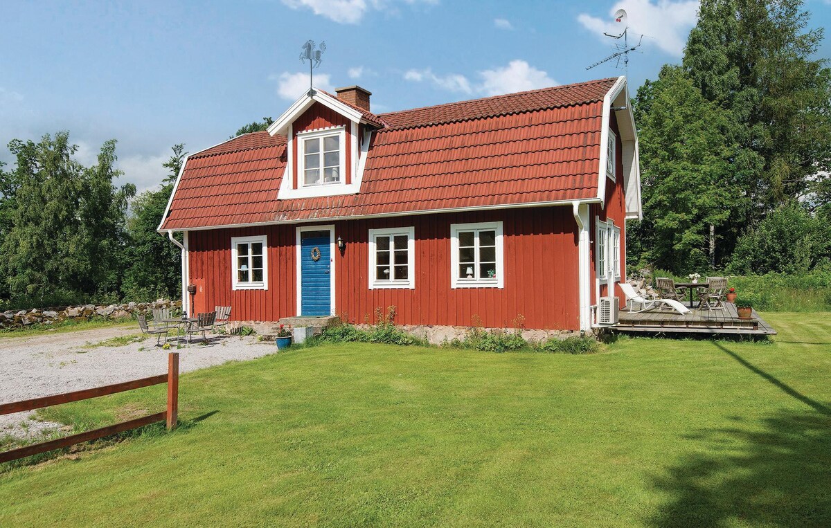 Beautiful home in Holmsjö with 3 Bedrooms