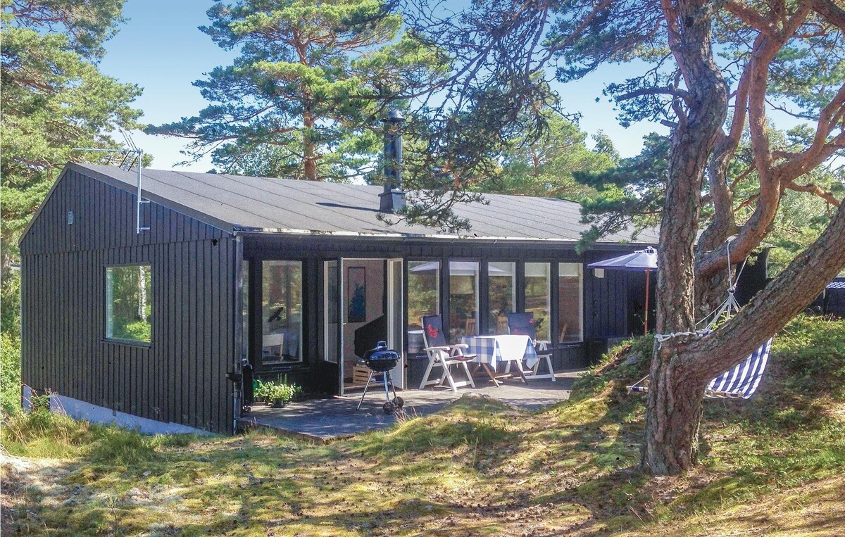 位于斯特伦斯塔德（ Strömstad ）的漂亮房源，设有3间卧室和无线网络