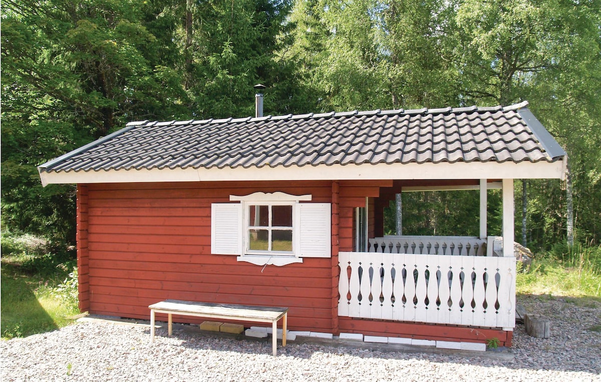 Nice home in Lesjöfors with 3 Bedrooms and Sauna