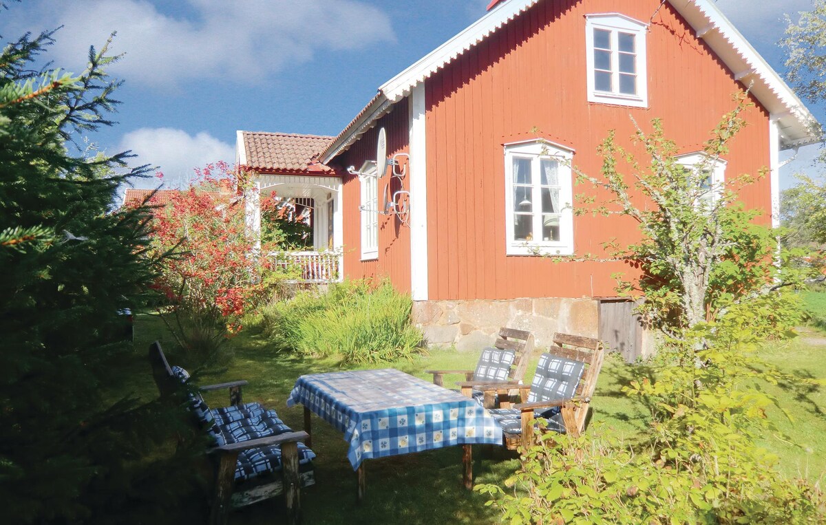 Home in Vissefjärda with 2 Bedrooms and Sauna