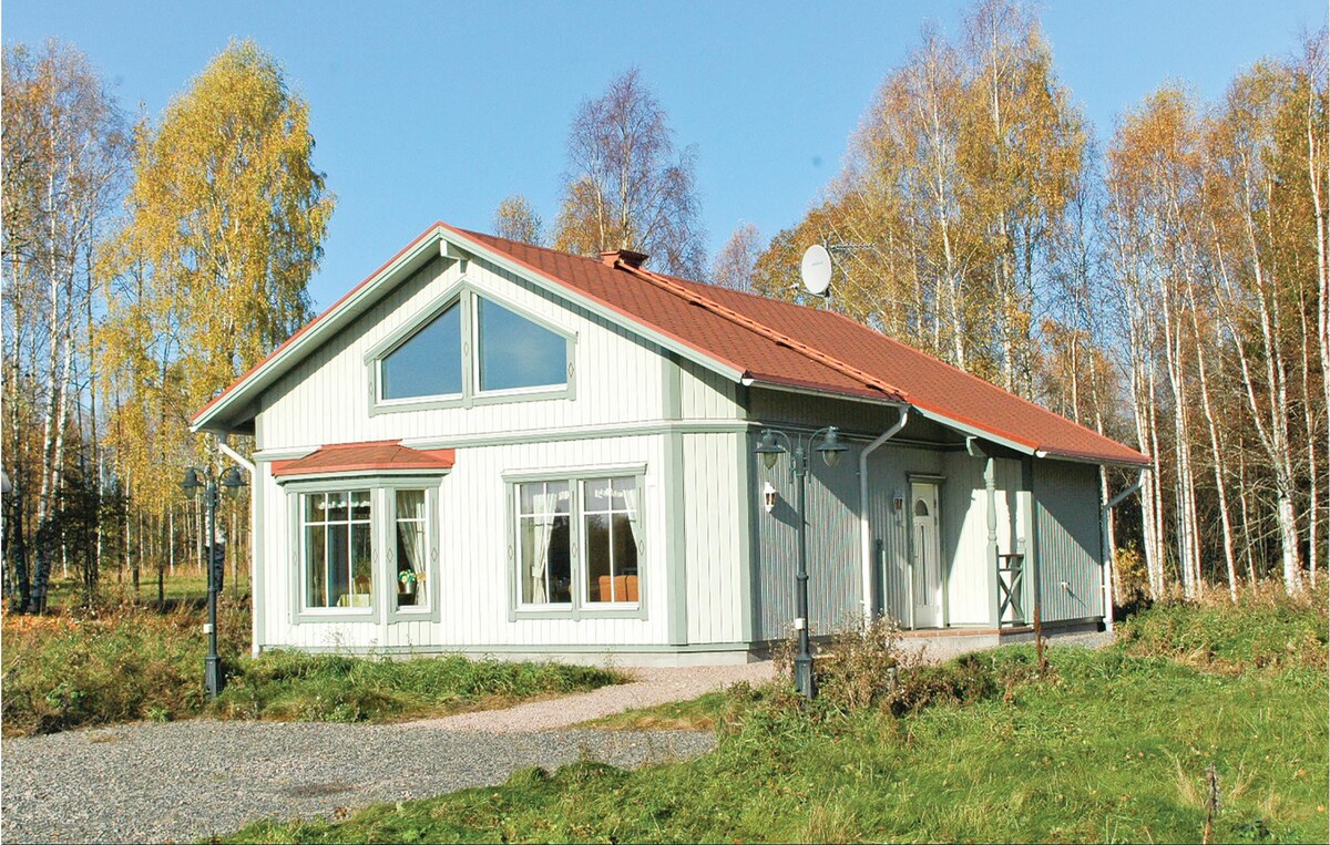 Awesome home in Lysvik with 1 Bedrooms