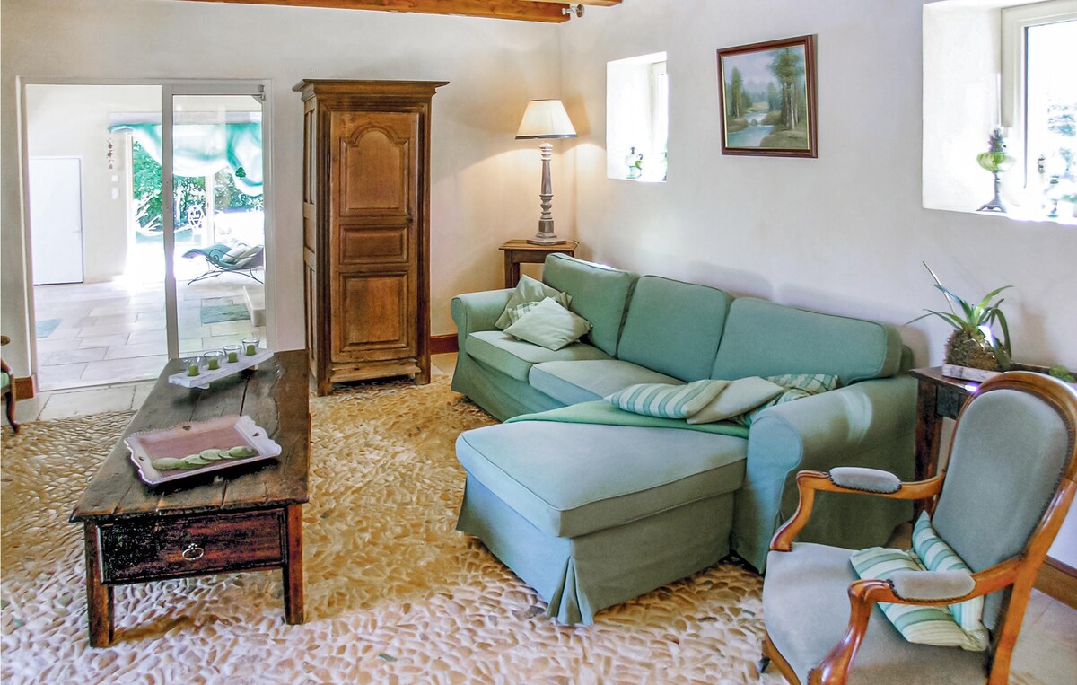 拉卡萨涅的漂亮房源，设有4间卧室，独立