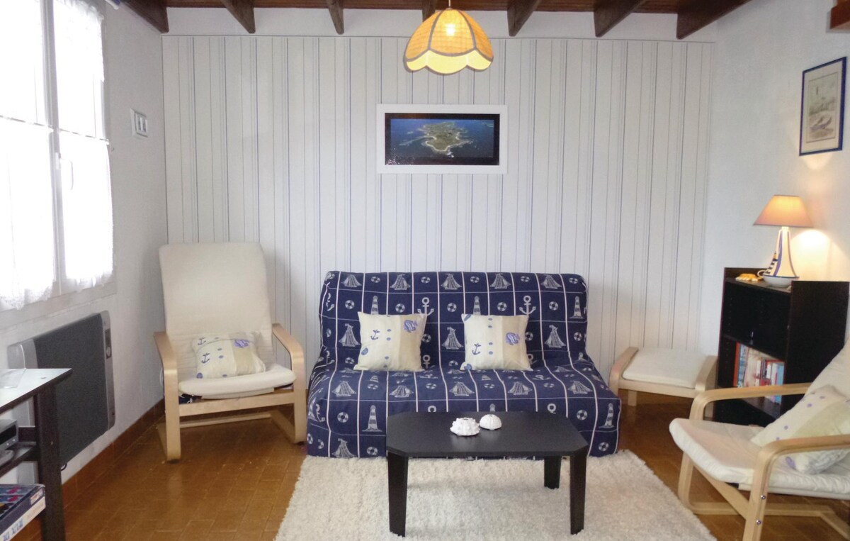 位于Anneville sur Mer的漂亮房源，设有2间卧室