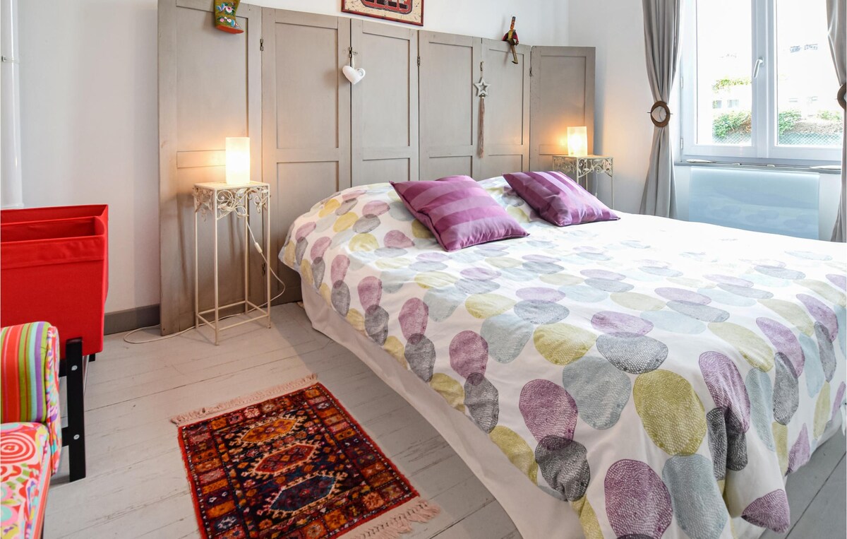 位于Arromanches的漂亮公寓，设有1间卧室和
