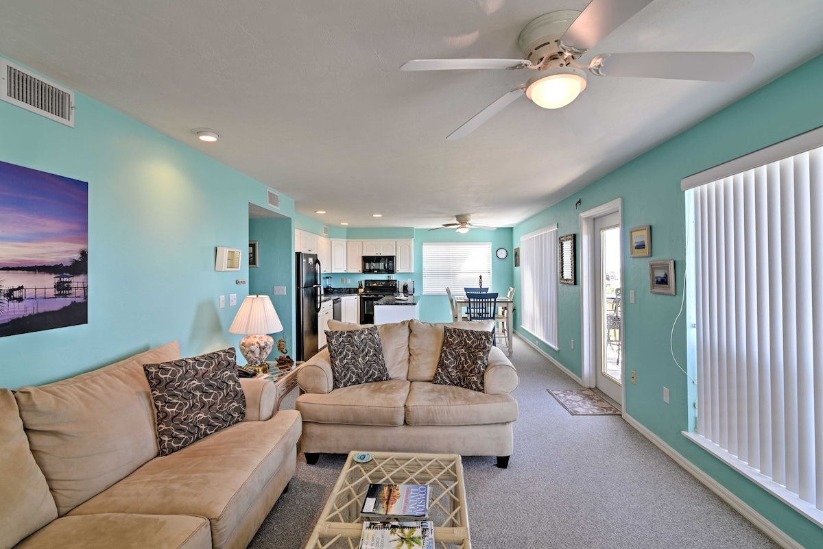 Beachfront Cedar Key Condo w/ Pool, Spa & Views!