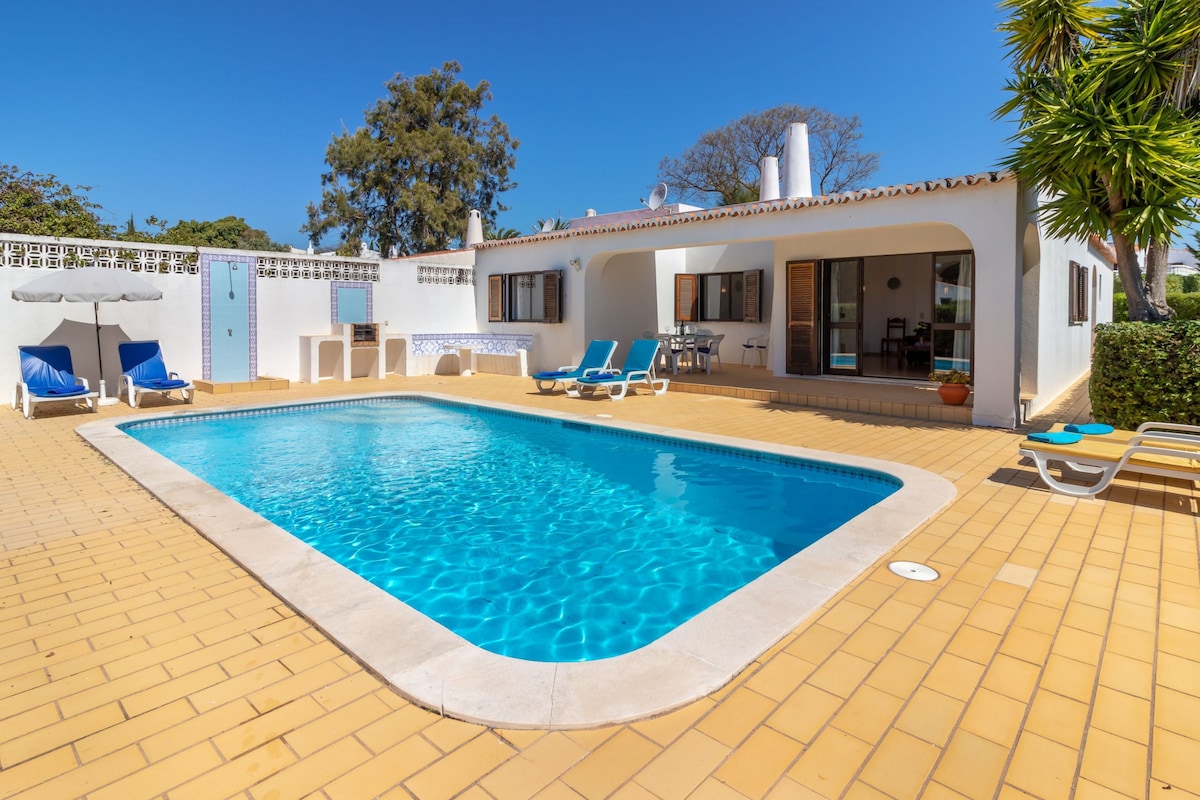 Casa Colina Azul - Private swimming pool, walking