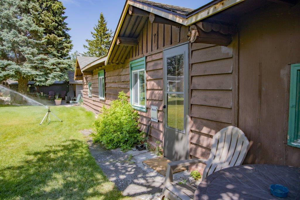 Brown Bear Lodge