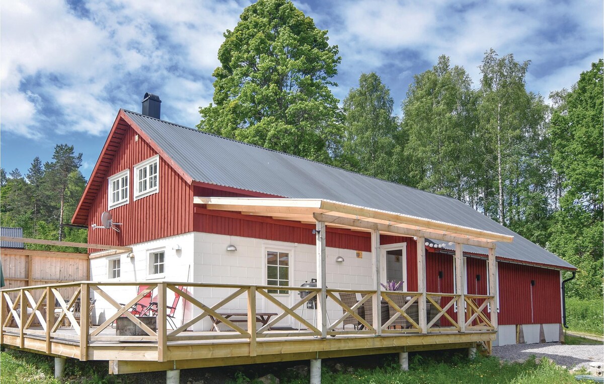 Stunning home in Långserud with s, Sauna and WiFi