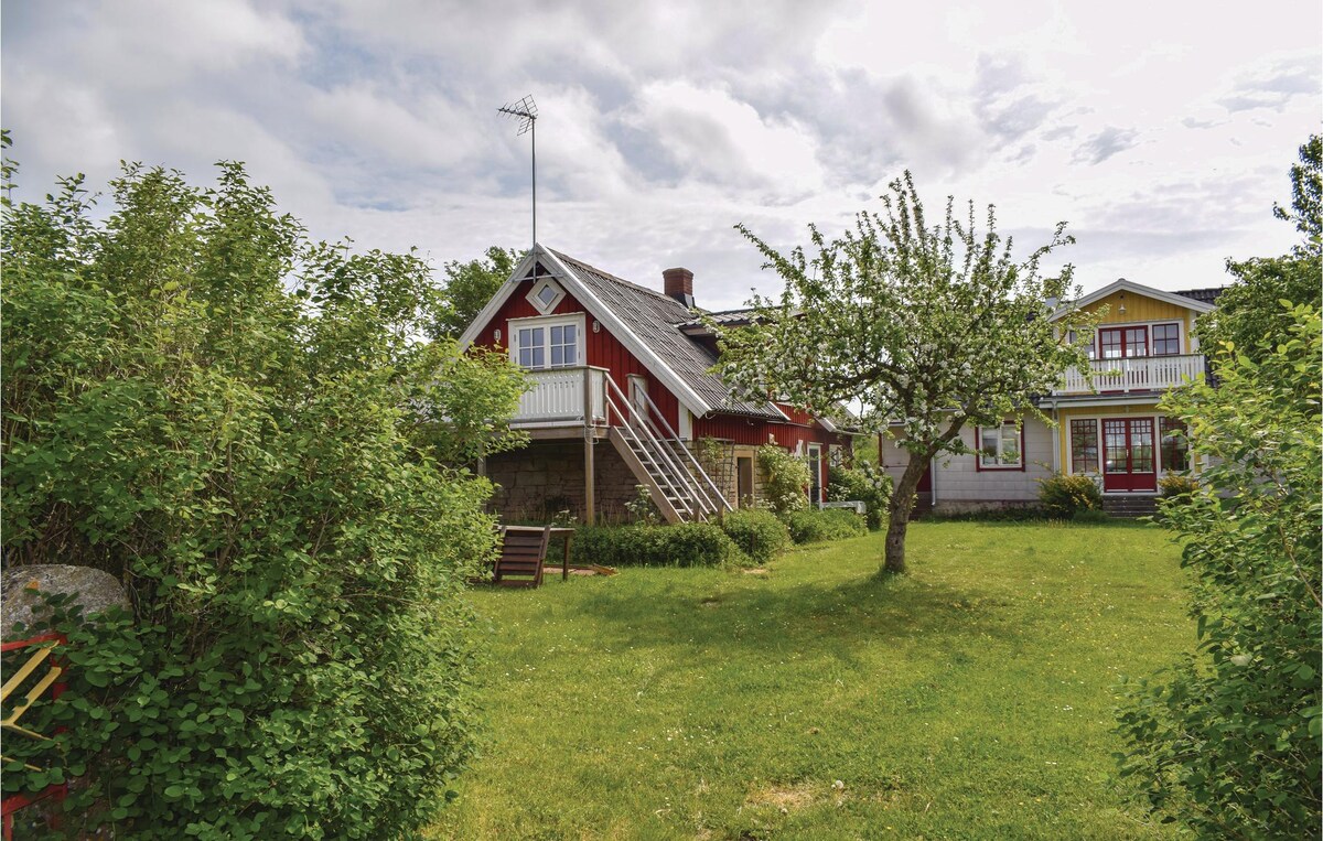 Awesome home in Löttorp with 1 Bedrooms and WiFi