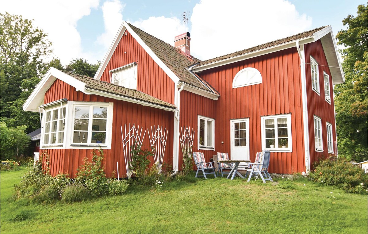 4 bedroom stunning home in Färgelanda