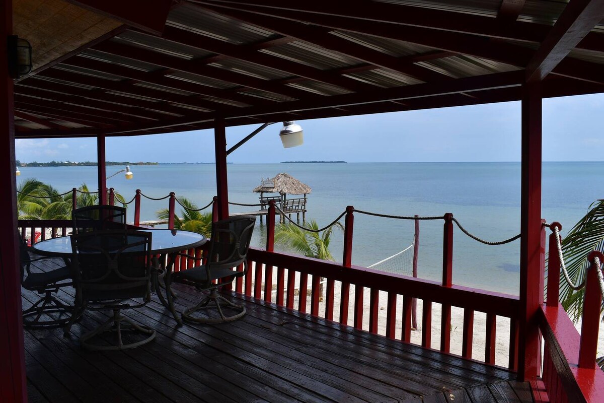 Nautical Inn 12-Vacation Beach Home with HUGE deck