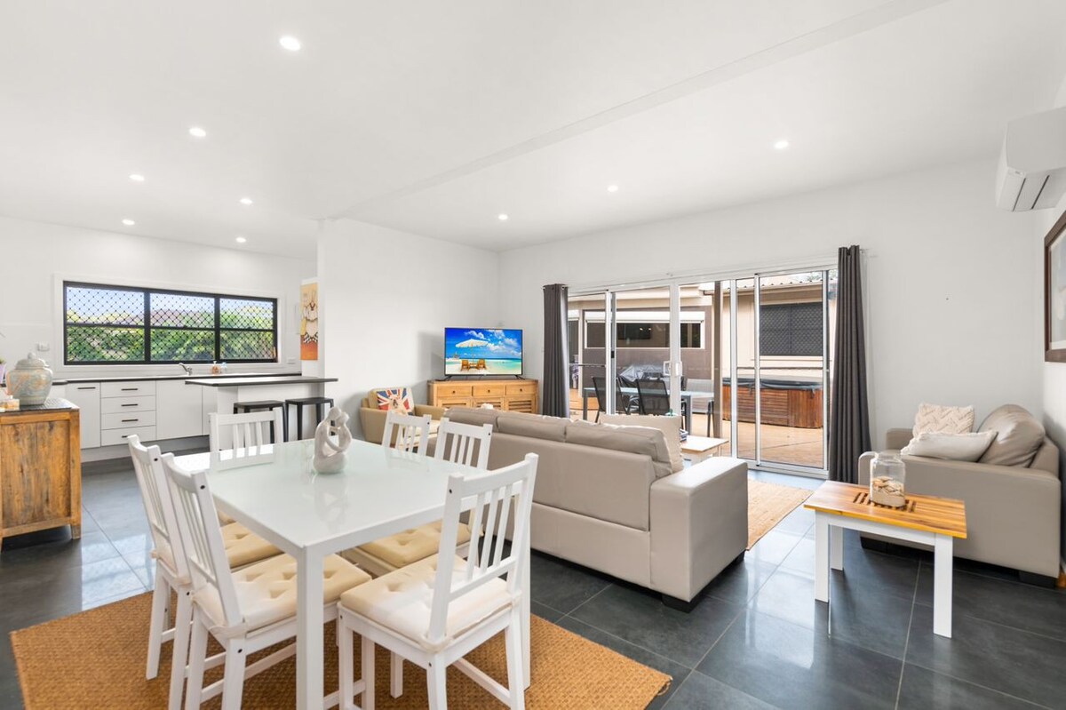 Shoally Loft, 58 Tomaree Road