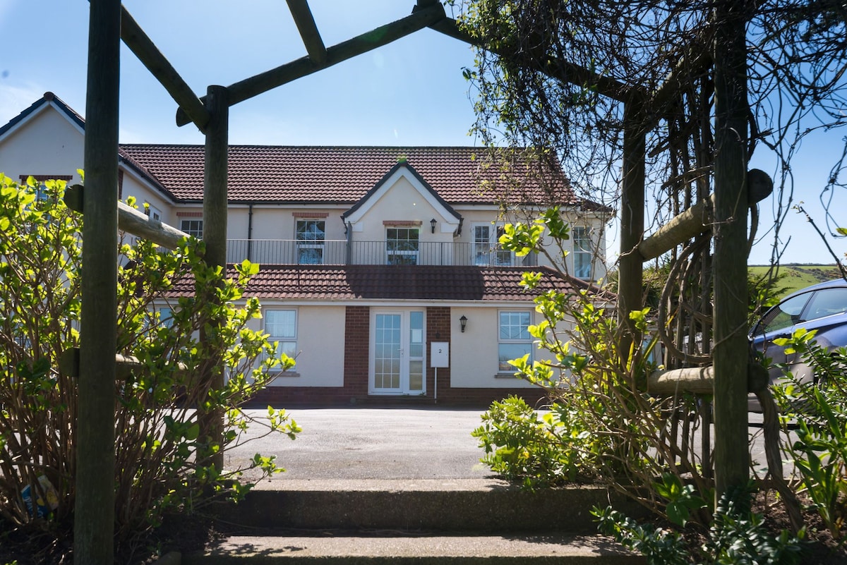 Sunset Beach, Sea views from the garden