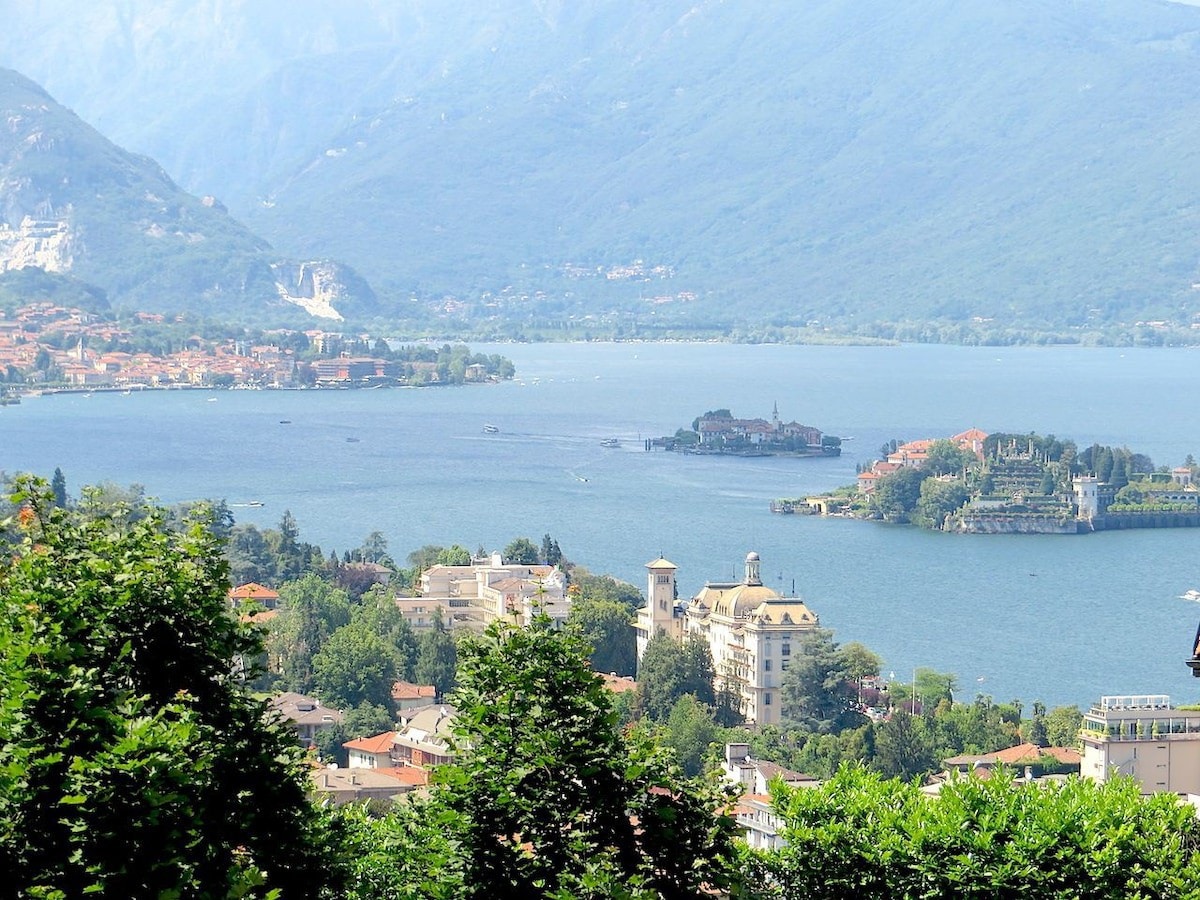 Africa apartment over Stresa with lake view