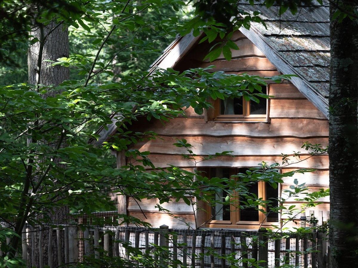 Cabane Panda Insolite-Cabin-Deluxe-Shared Bathroom