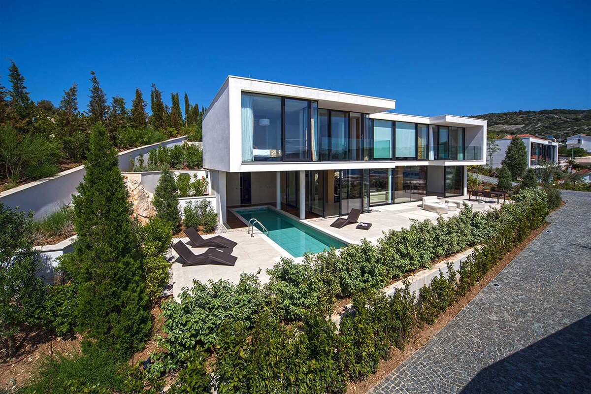 Luxury Residence The Ocean Dream V