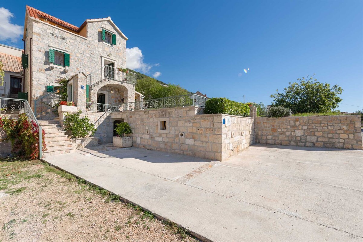 Villa Brač Stone with Swimming Pool