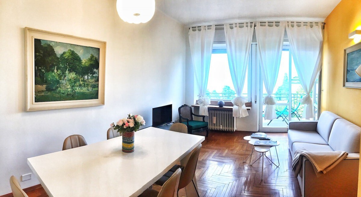 Bella apartment in the center of Stresa
