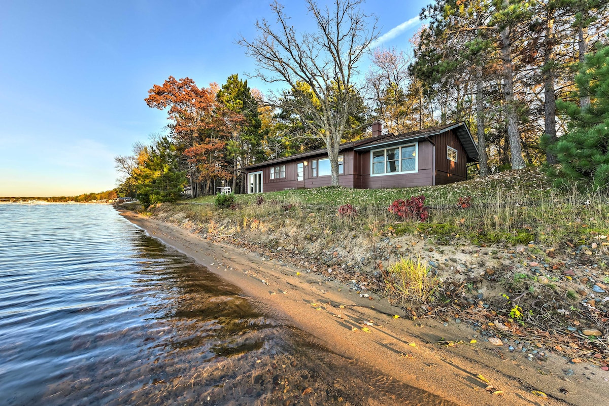 鹈鹕湖小屋（ Pelican Lake Cabin ） ，可欣赏令人惊叹的日落景观！