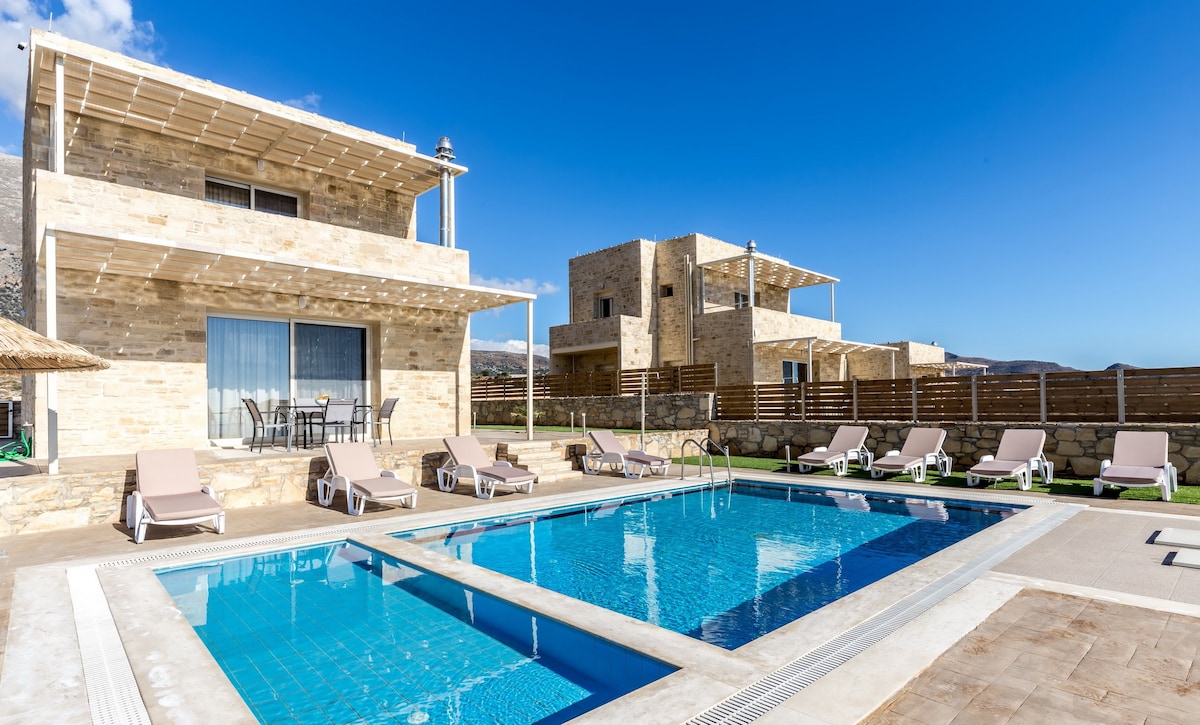 Thea villa ,south Crete,Sea views, Kids Pool