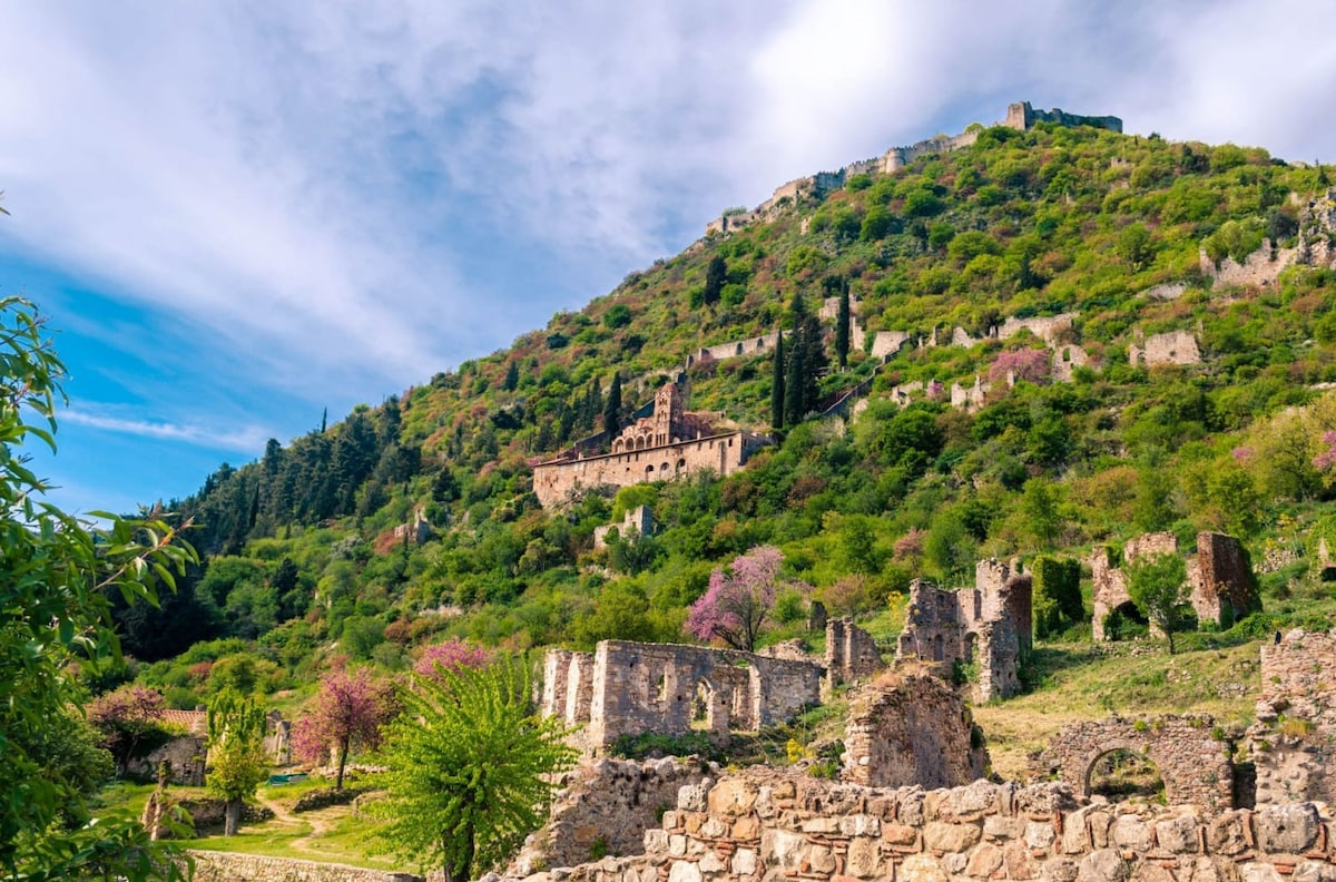 Elegant Stone Mansion in Historic Mystras