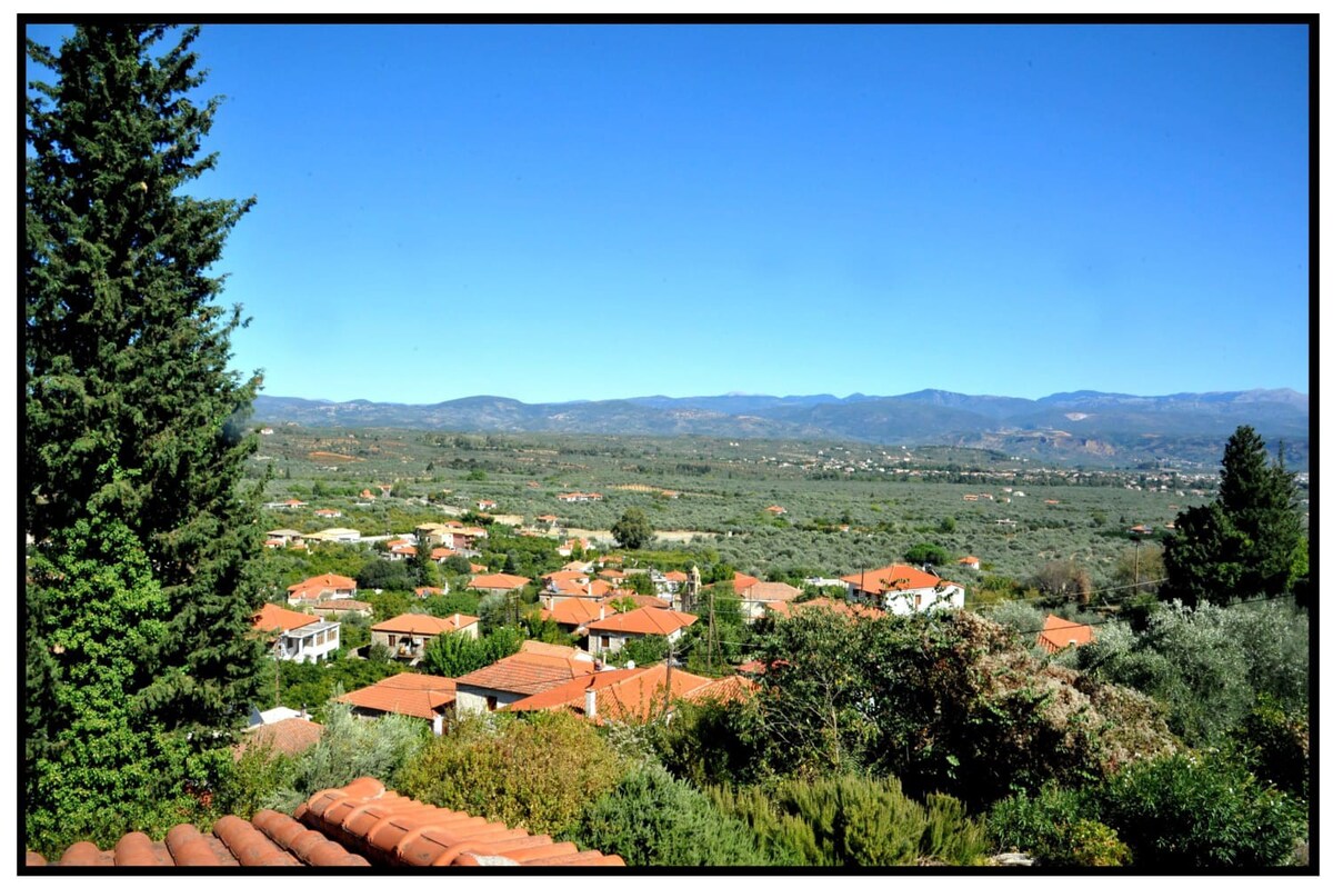 Elegant Stone Mansion in Historic Mystras