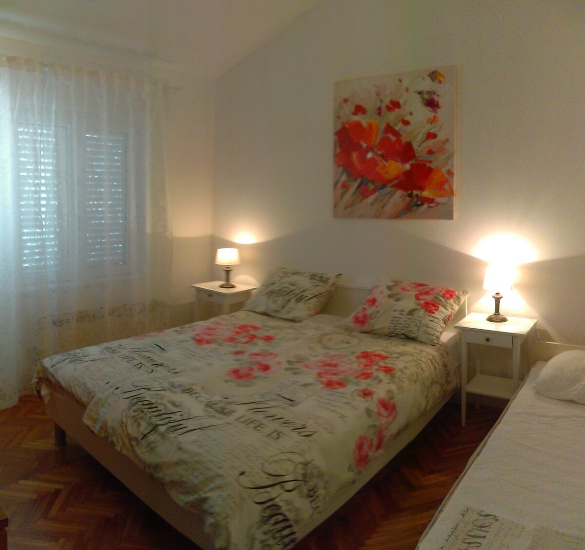 A-5913-b Two bedroom apartment with terrace and