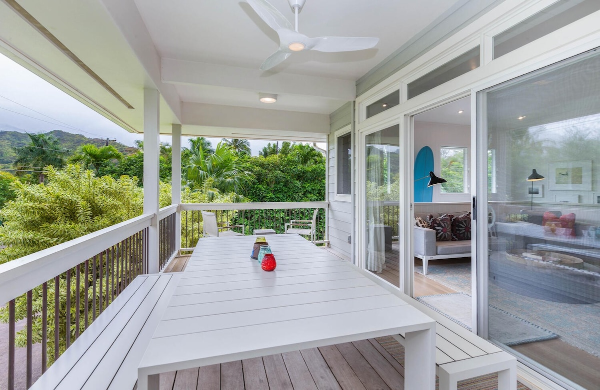 Hanalei Beachfront Cottage with A/C