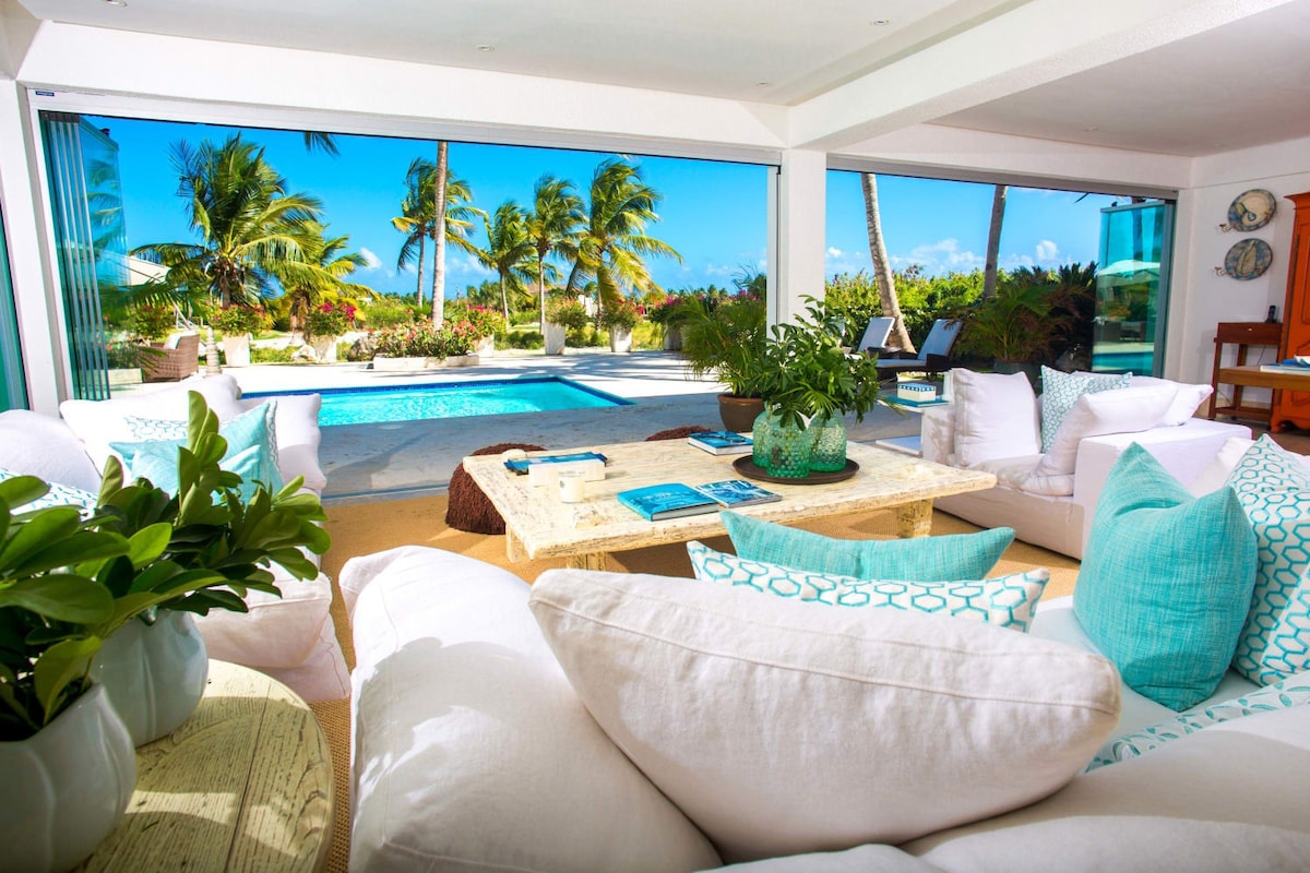 Oceanview Lux Villa - With Eden Roc Club Access!