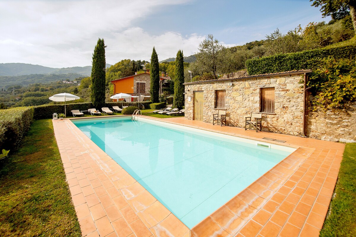 Casetta di Butia, Mimosa apartment with pool