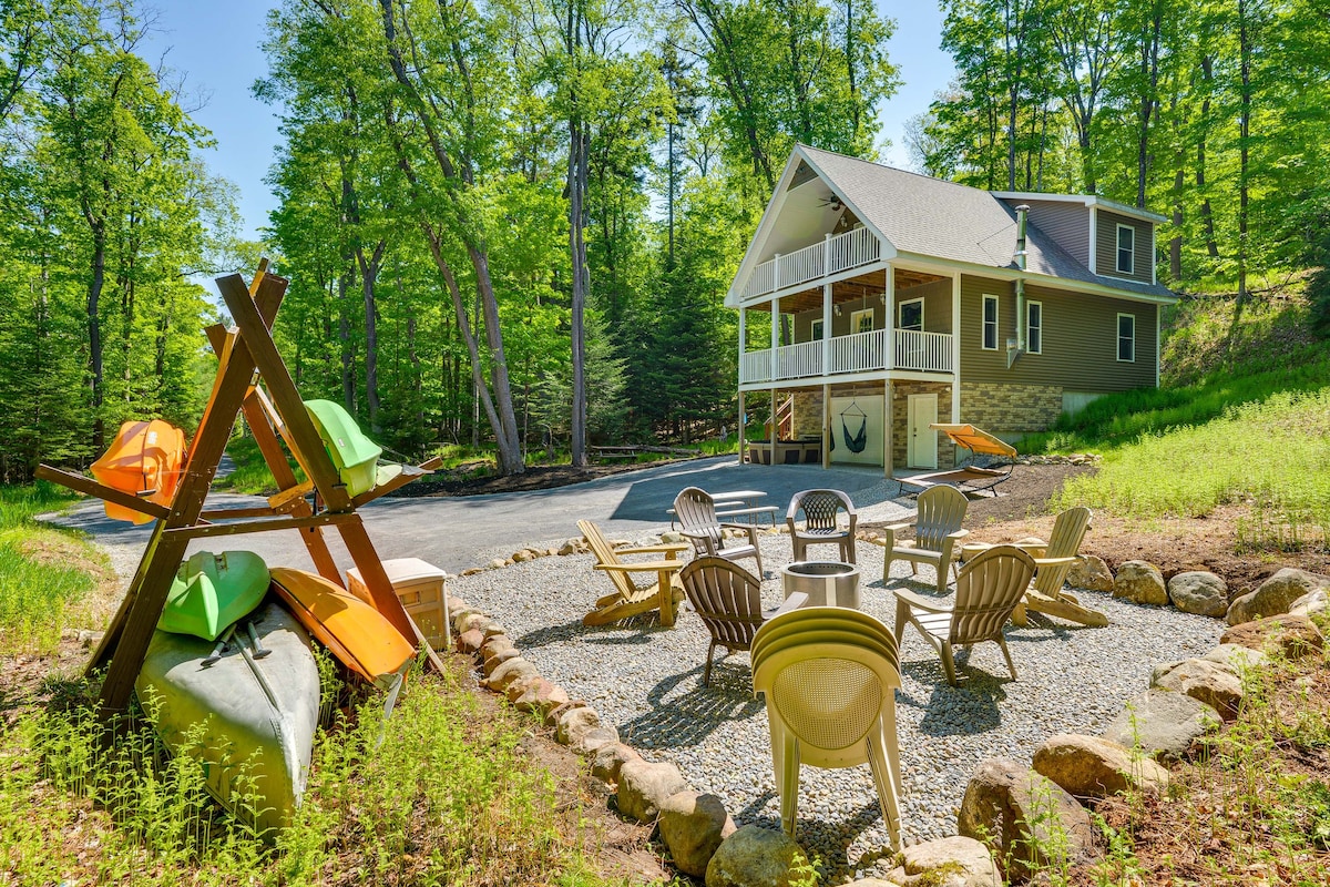 Cozy Old Forge Home w/2 Porches, Fire Pit, Hot Tub