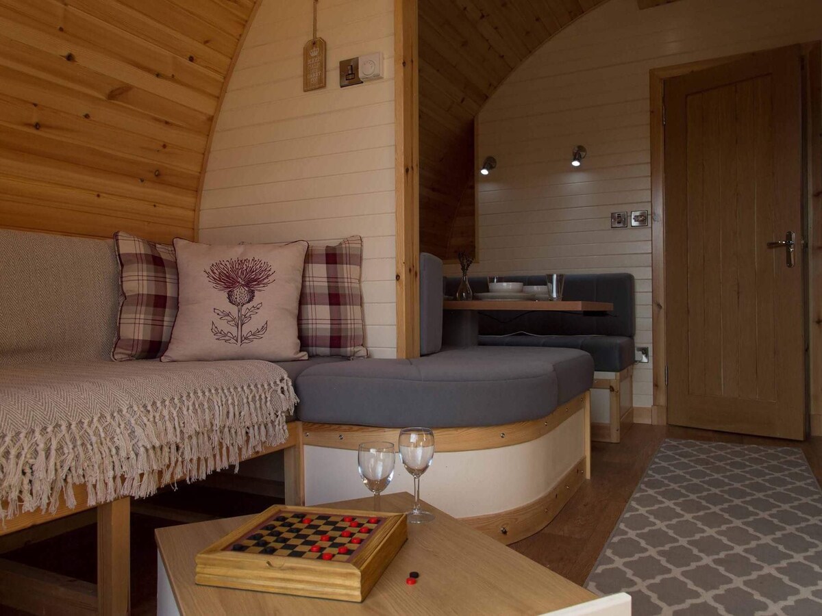 Glamping Pod The Badger Sett