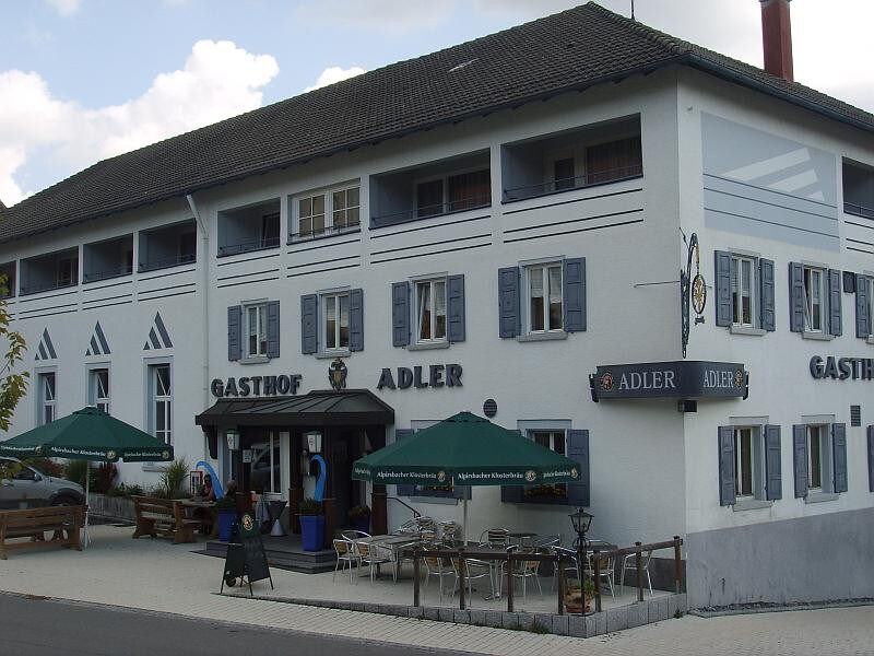 Gasthof Adler （ Horb ） ，双人卧室，带马桶和淋浴间