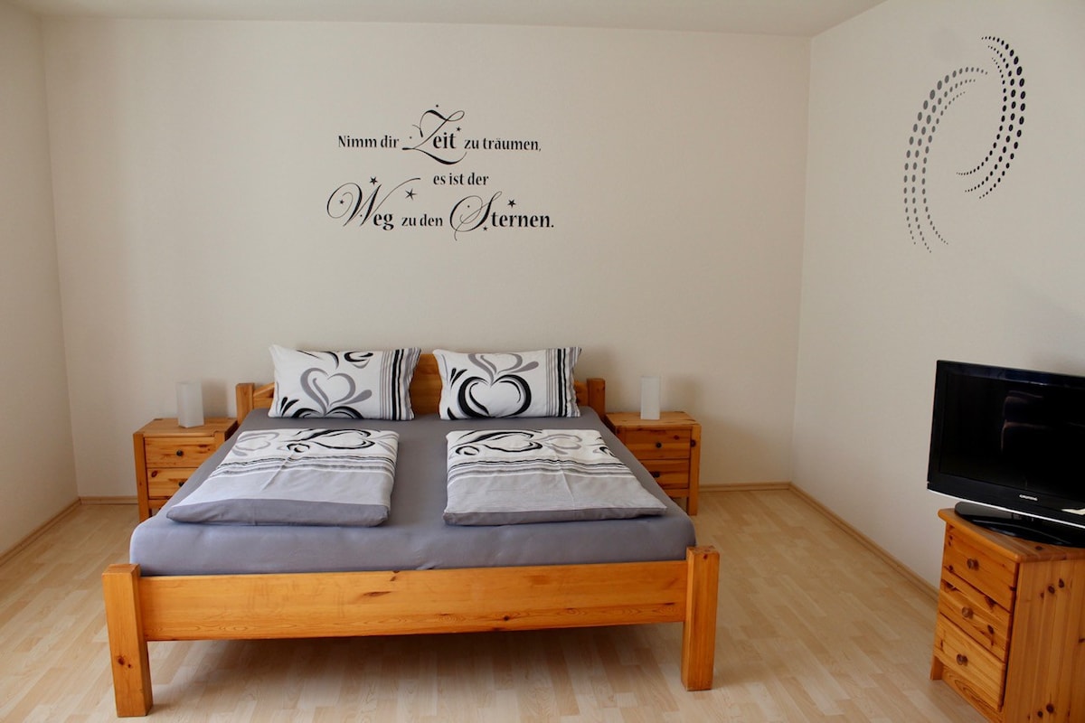 Ferienwohnung am Weinberg, (Oberkirch), Ferienwohnung, 45qm, 1 Schlafzimmer, max. 3 Personen