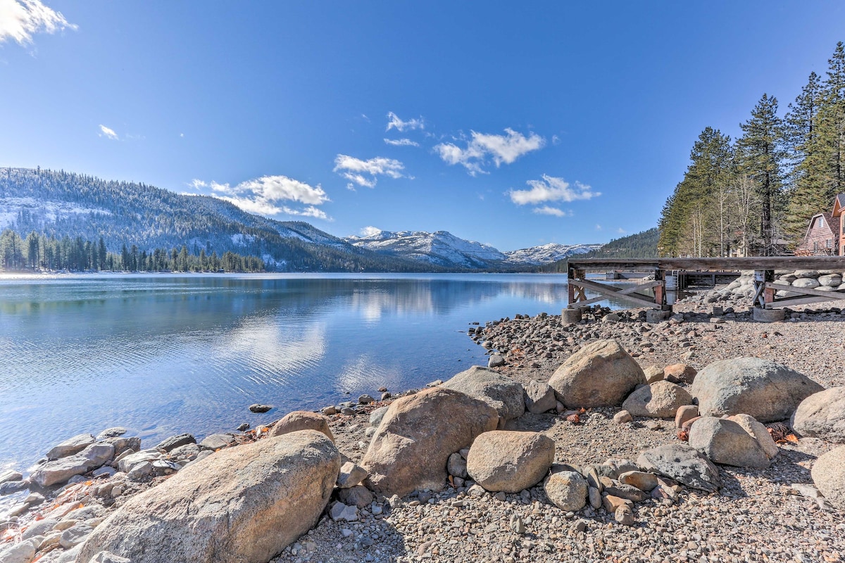 Quiet Chalet w/ Big Views - Walk to Tahoe Skiing!